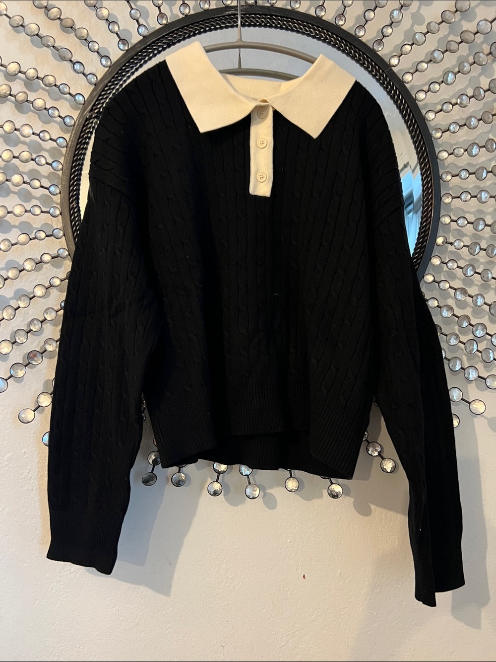 iris Black Cable-Knit Crew Sweater with Cream Polo Collar L size